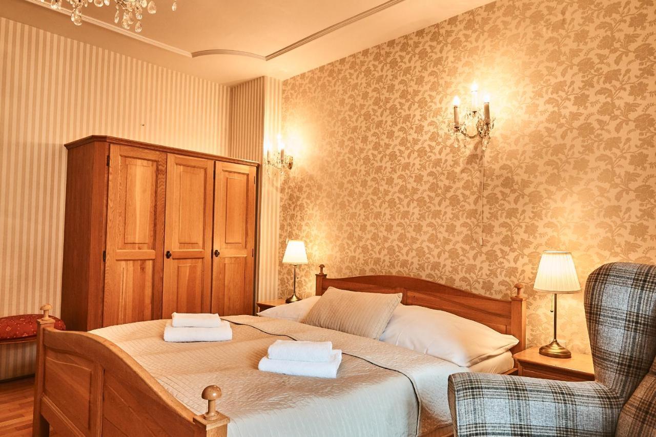 Hotel Salamander Banska Stiavnica Exterior photo